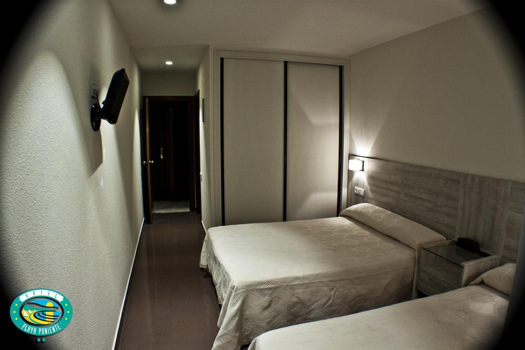 Hotel Playa Poniente Хіхон Екстер'єр фото