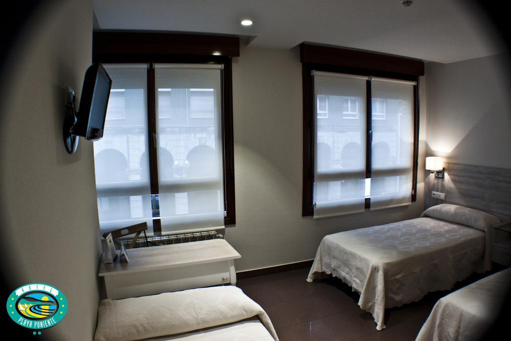 Hotel Playa Poniente Хіхон Екстер'єр фото