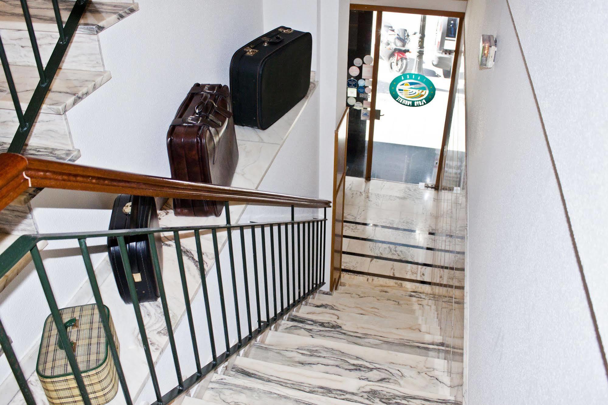 Hotel Playa Poniente Хіхон Екстер'єр фото